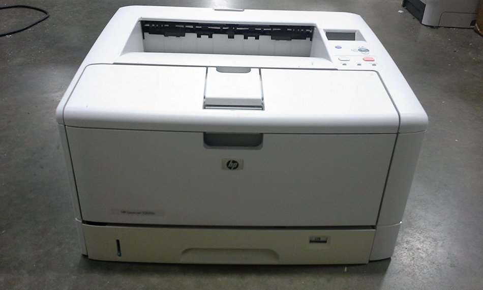 HP LaserJet 5200 N 5200N 11X17 Printer