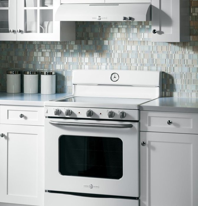 GE ABS45DFWS Artistry 30" White Electric Smoothtop Range N3