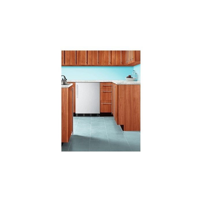 Summit FF6B7CSSADA 24" Commercially Approved & ADA Compliant Compact Refrigerator with 5.5 cu. ft. Capacity Door... N4