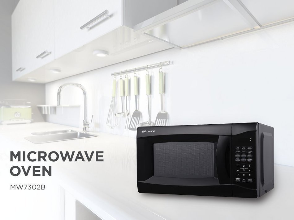 Emerson MW7302B, 0.7 CU. FT. 700 Watt, Touch Control, Black Microwave Oven N4
