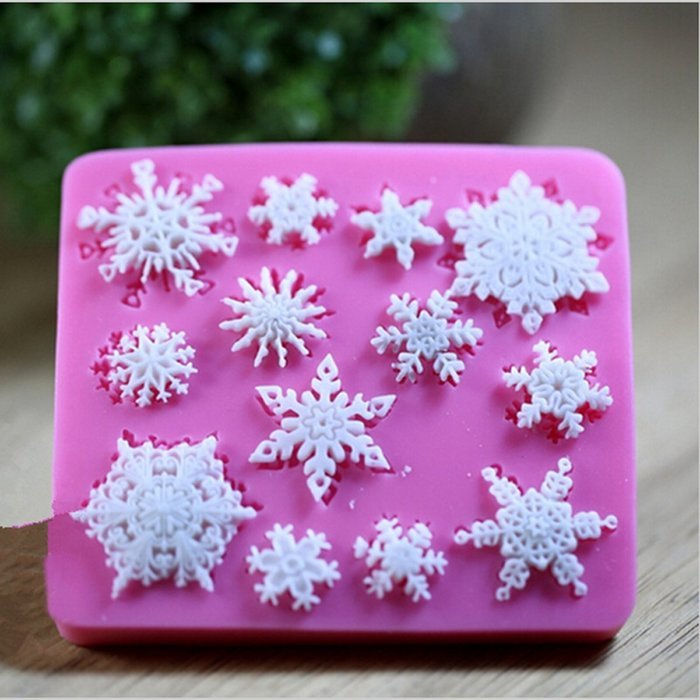 Generic Baking Sugarcraft Chocolate Snowflake Mold Cake Decorating Mould N3