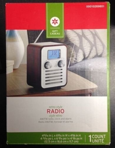 Retro-Style Radio - AM/FM Radio, Digital Clock & Alarm (NEW)