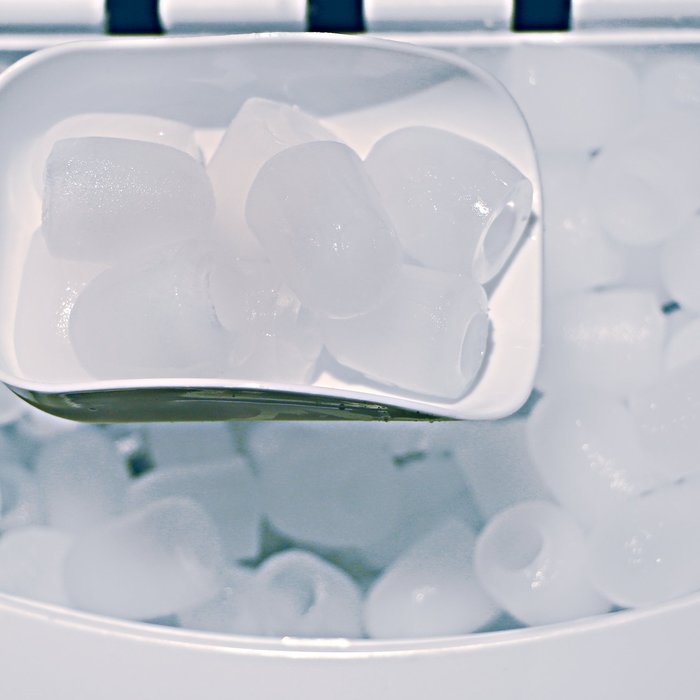 Rosewill Stainless Steel Portable Ice Maker 26.5 lb Per Day, RHIM-15001, White Top N8