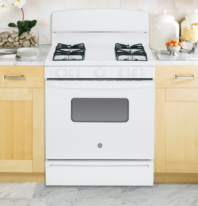 GE GIDDS-632172 30" 4.8 cu. ft. Free-Standing Gas Range, White N4