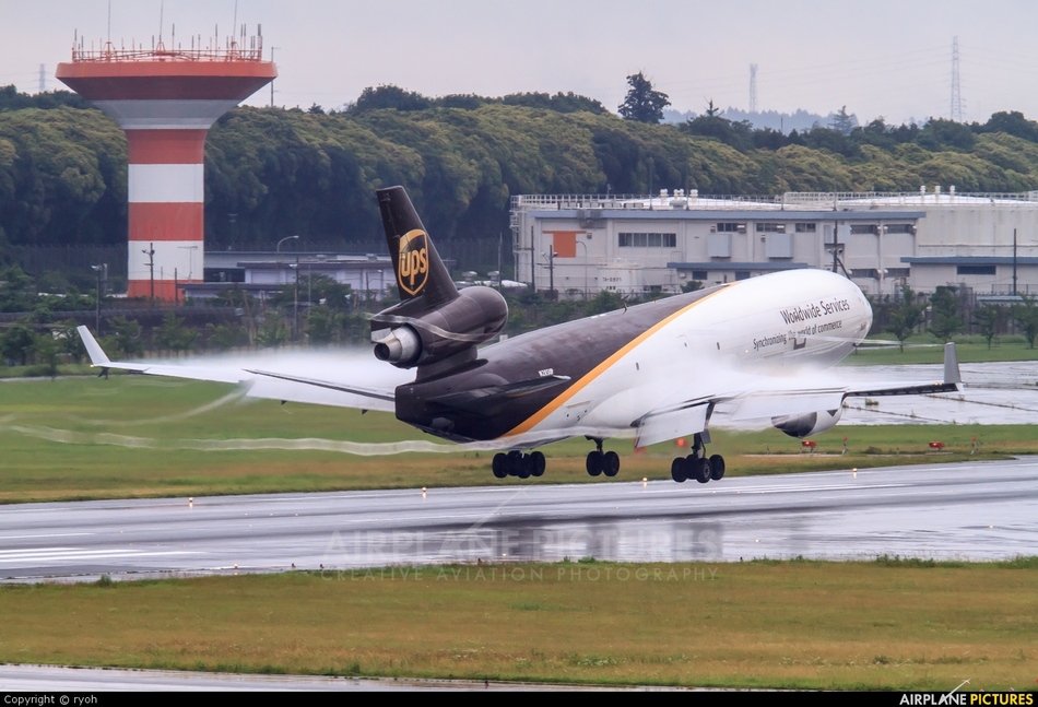 United Parcel Service photo free image download