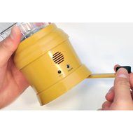 PYLE PSDNL22YL Multi Function Hand Crank LED Lantern with AM/FM Radio &amp; Built-In Rechargeable Battery (Yellow) N2