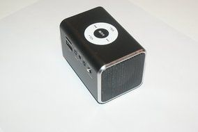 Rectangular FM Radio with Dual Speakers (Black) N2