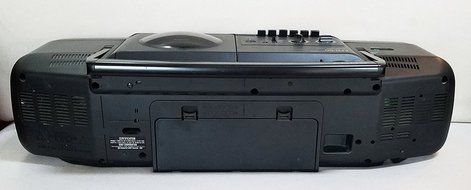 Sony CFD-50 CD FM/AM Radio Cassette Player Compact Disc 2 Band Tuner Boombox