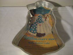 Vintage Wilton Holly Hobbie Collectible Cake Pan 1975 N3
