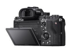 Sony a7S II ILCE7SM2/B 12.2 MP E-mount Camera with Full-Frame Sensor, Black N4