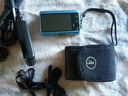 Blue Sanyo VPC-X1400 14mp Digital Camera with Wide Angle 4x Optical Zoom N3