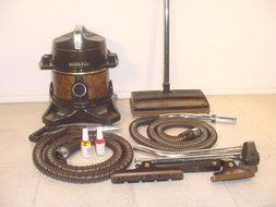 Rainbow Canister Bagless Pet SE Vacuum Cleaner w. tools and warranty NEW PARTS N2