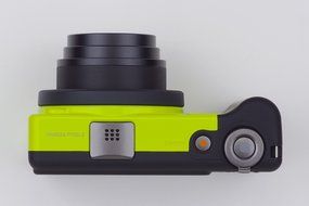 Pentax Optio RZ10 14 MP Digital Camera with 10x Optical Zoom with CCD Shift Stabilization and 2.7-Inch LCD (Lime) N2