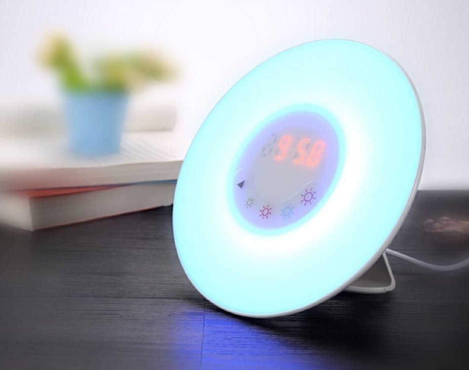 Wake-Up Light USB Alarm Clock With Sunrise Simulation And FM Radio
