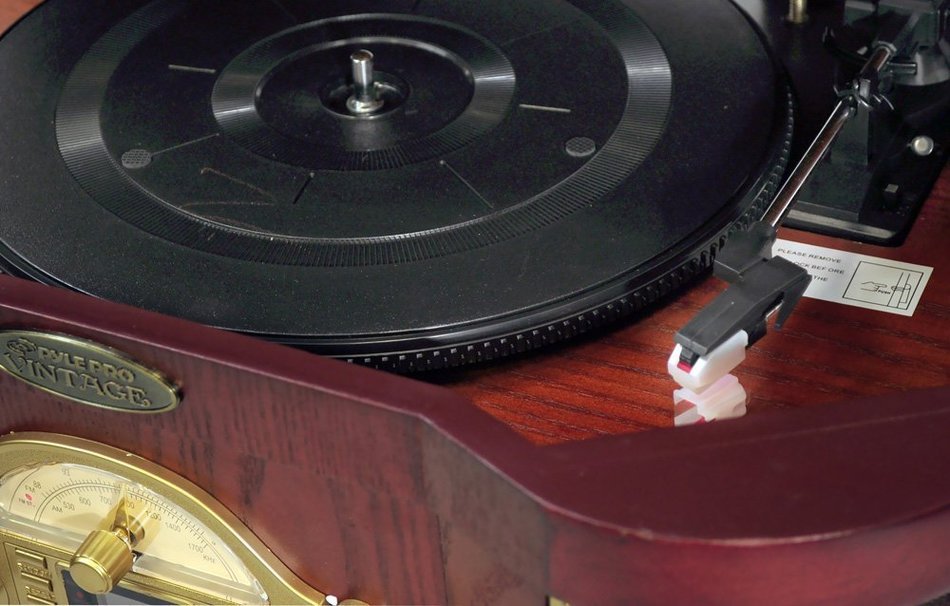 Pyle Home PTCDS1U Classical Turntable with AM/FM Radio CD/Cassette and USB Recording (Discontinued by Manufacturer)