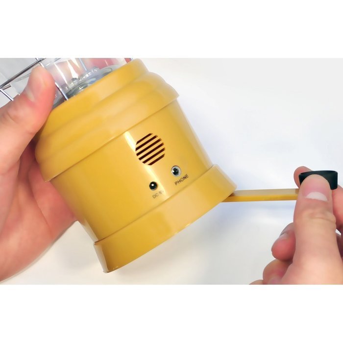 PYLE PSDNL22YL Multi Function Hand Crank LED Lantern with AM/FM Radio & Built-In Rechargeable Battery (Yellow) N2