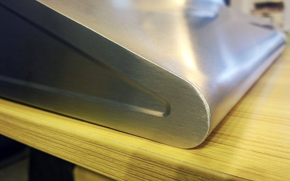 CYBER&reg; Classic Seamless Stainless Steel Under Cabinet Range Hood 30" Two Motor &le;59dB(A) N4