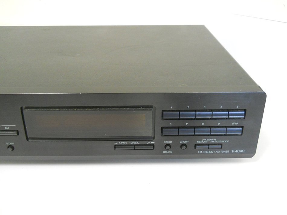 Onkyo T-4040 AM FM Stereo Tuner Digital Read Out N3