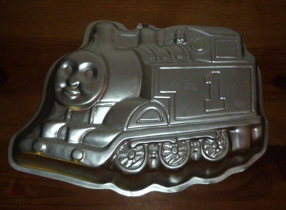 Wilton Cake Pan Thomas the Tank Engine Train First Birthday N2