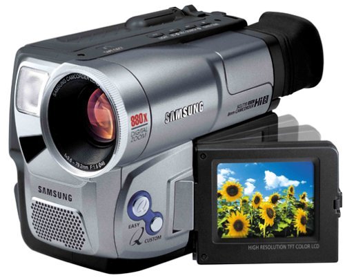 Samsung SCL700 Hi8 Camcorder with 2.5" LCD (Discontinued by Manufacturer)