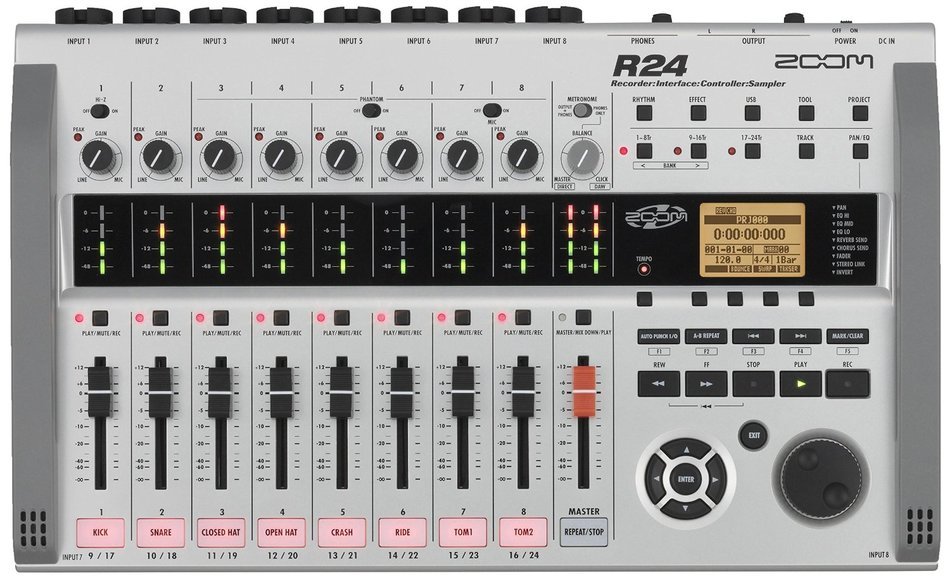 Zoom R16 Multitrack SD Recorder Controller and Interface N4