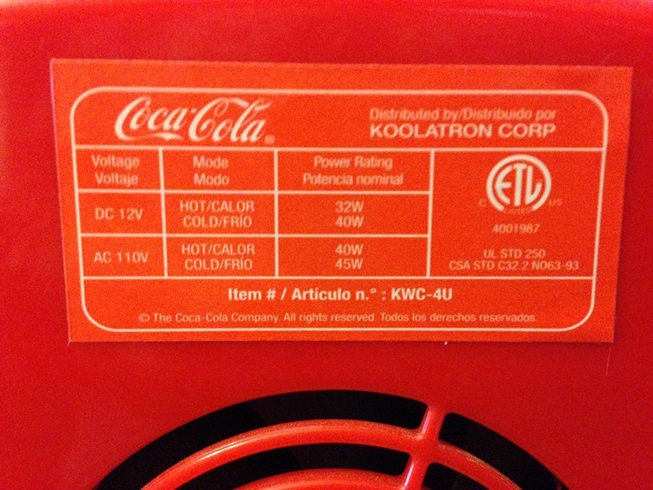 Koolatron Cocoa-Cola Personal 6-Can Mini Fridge N5