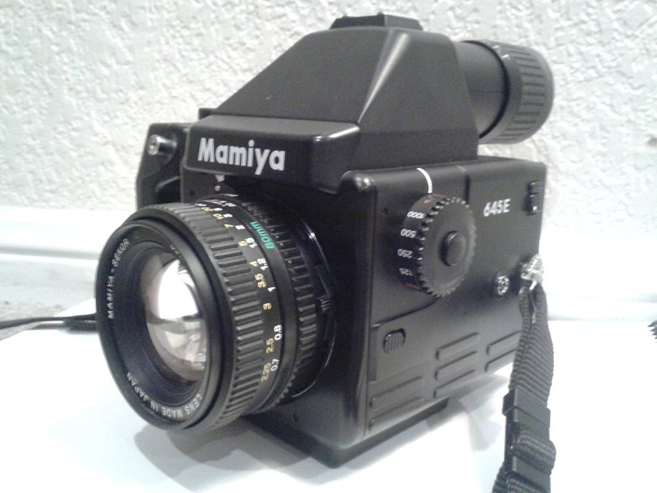 Mamiya 645E - SLR camera - medium - body only