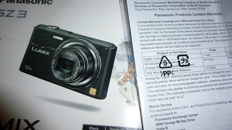 Panasonic Lumix DMC-SZ3 16.1 MP Compact Digital Camera with20x Intelligent Zoom (Black) with Panasonic USA warranty