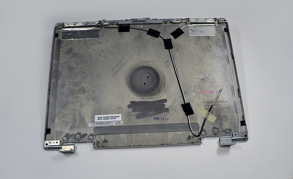 New Genuine OEM DELL Inspiron E1705 9400 LCD Rear Back Top Cover W/Hinge LCD LID DF050 Monitor... N4