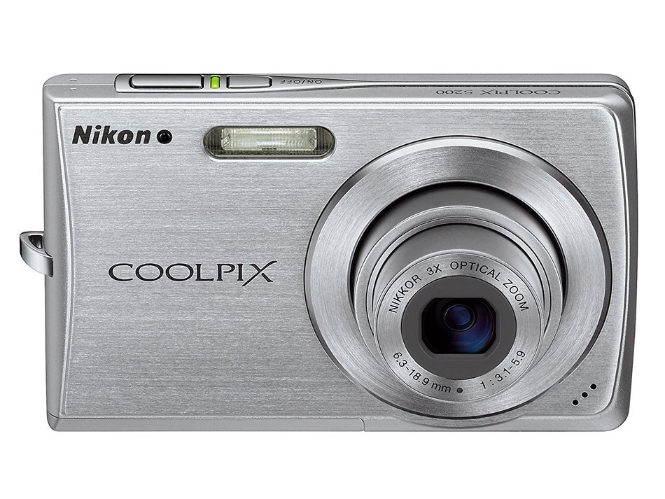 Nikon Coolpix S200 7.1MP Digital Camera with 3x Optical Zoom N9