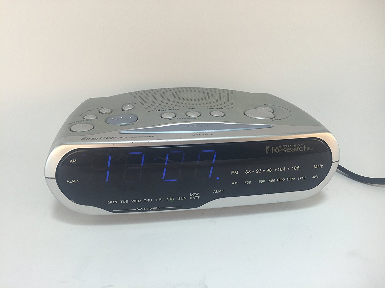 Emerson Smartset Dual Alarm Clock Radio CK 1850 N4 free image download