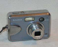 Fujifilm Finepix A360 4.1 Mega Pixel and 3x Optical Zoom N2