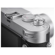 Leica M-P Type 240 Full-Frame Still and Video Camera, 24MP, 0.68x Magnification, 3" TFT Display, Silver Chrome... N2
