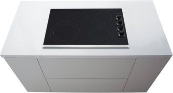 Frigidaire FGEC3065KBGallery 30" Black Electric Smoothtop Cooktop