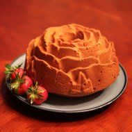 Marathon Housewares Premium Two-Tone Silicone Rose Cake Bundt Pan, Blue KW200021BL N3