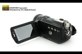 New 1080P HD Camcorder (Touchscreen, 12 x Optical Zoom).