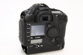 Canon EOS-1D 4.15MP Digital SLR Camera (Body Only)
