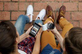Sony A5000 ILCE5000LW.CEC Appareil photo num&eacute;rique hybride 20,1 Mpix Zoom optique 3x Blanc + Objectif 16-50 mm...