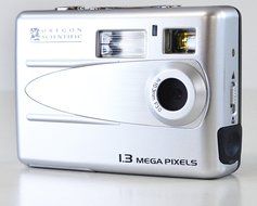 Oregon Scientific Ds6889 1.3 Mega Pixel Digital Camera With Zoom And Smart Media Expansion N2