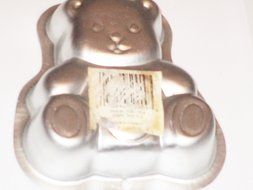Wilton Mini Bear Cake Pan