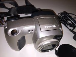 Toshiba PDR-M5 2MP Digital Camera w/ 3x Optical Zoom