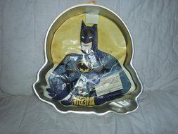 Wilton Batman with Moon Cake Pan (2105-6501, 1989) Retired D C Comics