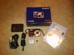 Dc Ol X935 12 Mp Digital Camera Red