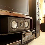 Klipsch KC-25 Icon 5-1/4-Inch Center Speaker (Black Ash) N4