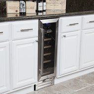 Whynter BWR-18SD 18 Bottle Built-In Wine Refrigerator N6