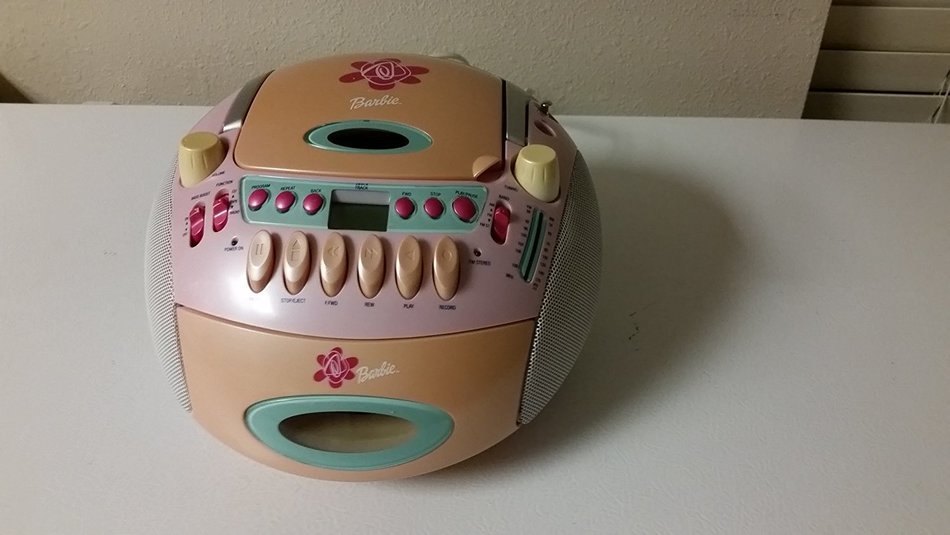 Barbie Pink AM/FM Radio, CD & Cassette Player N3
