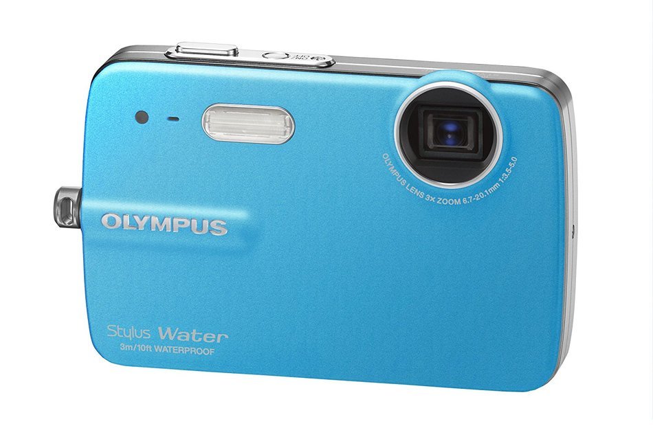Olympus Stylus 550 WP 10MP Waterproof Digital Camera with 3x Optical Zoom and 2.5-Inch LCD (Blue) N6