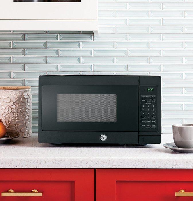 GE JEM3072DHBB 0.7 Cu. Ft. Black Countertop Microwave N4