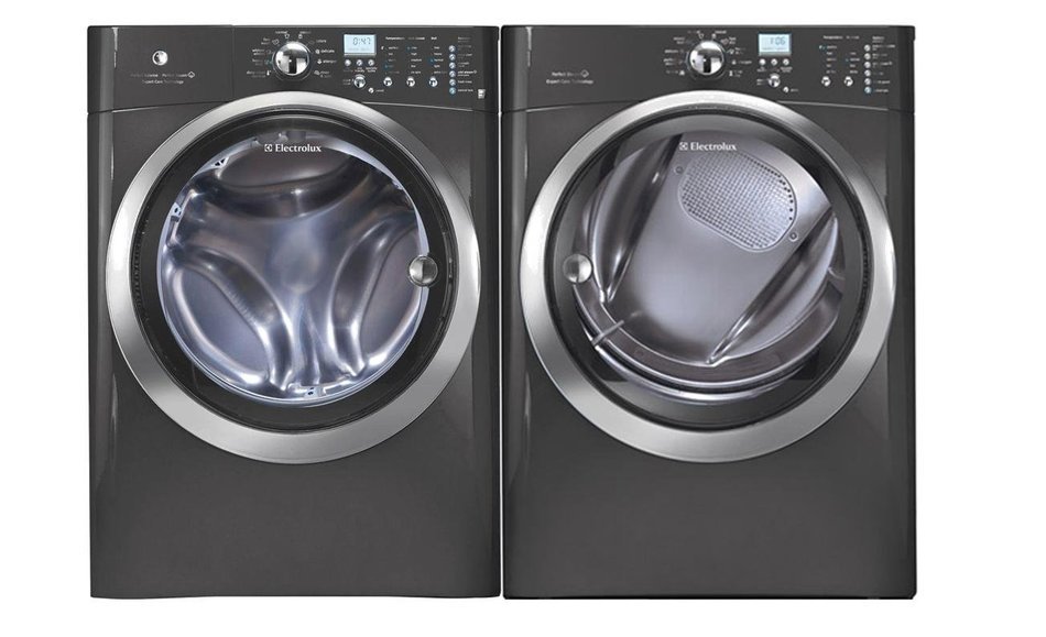 Electrolux Laundry Bundle | Electrolux EIFLS60LT Washer & Electrolux EIMGD60LT Gas Dryer - Titanium N3