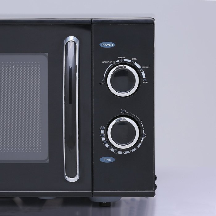 Westinghouse WCMH900B 900W 9 cu. ft. Counter Top Microwave with Mechanical Dial Control, Black N7
